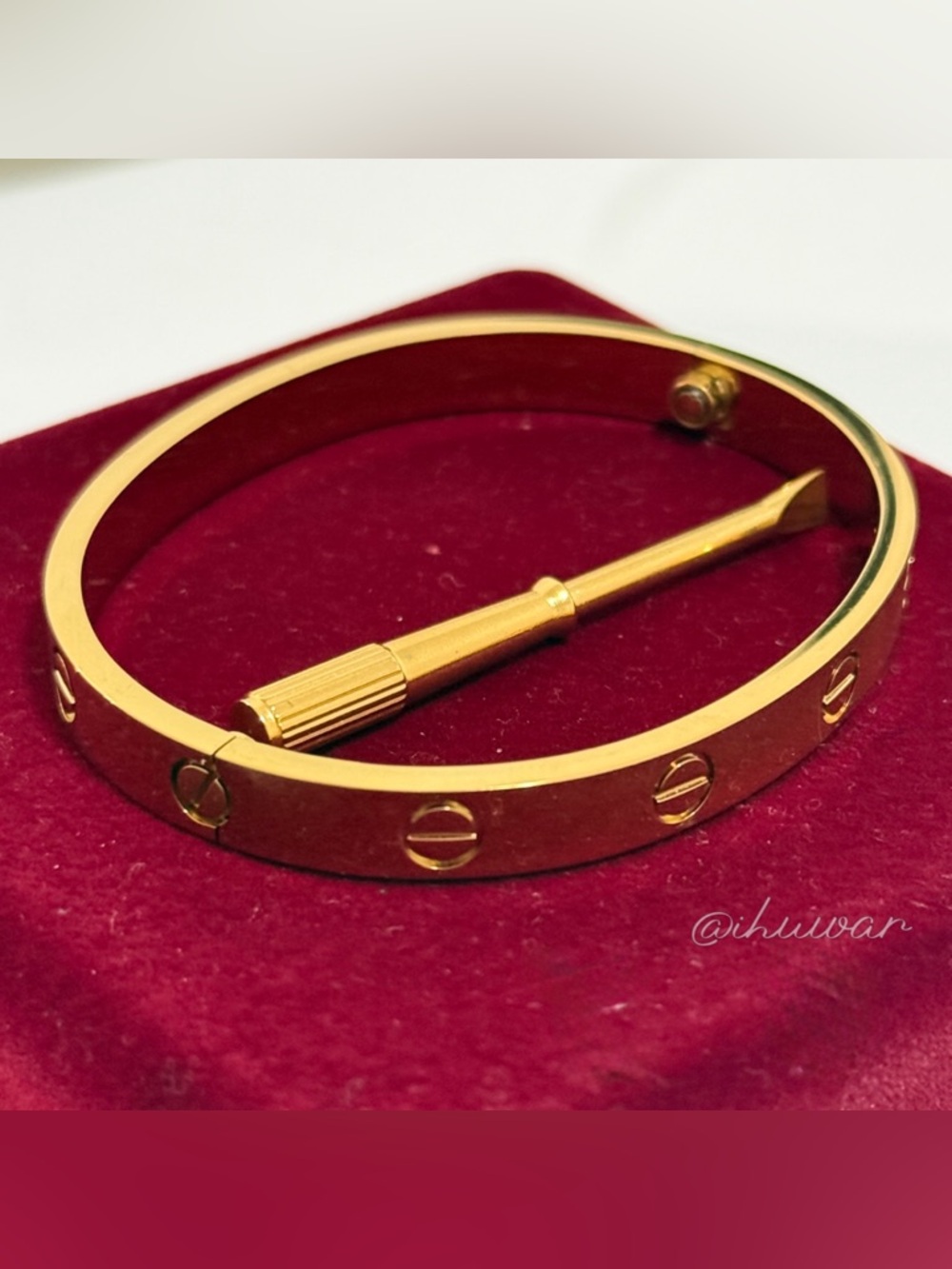 New 18K Gold Plated Screw Love Motif Bangle Bracelet with Screwdriver - Picture 6 of 9